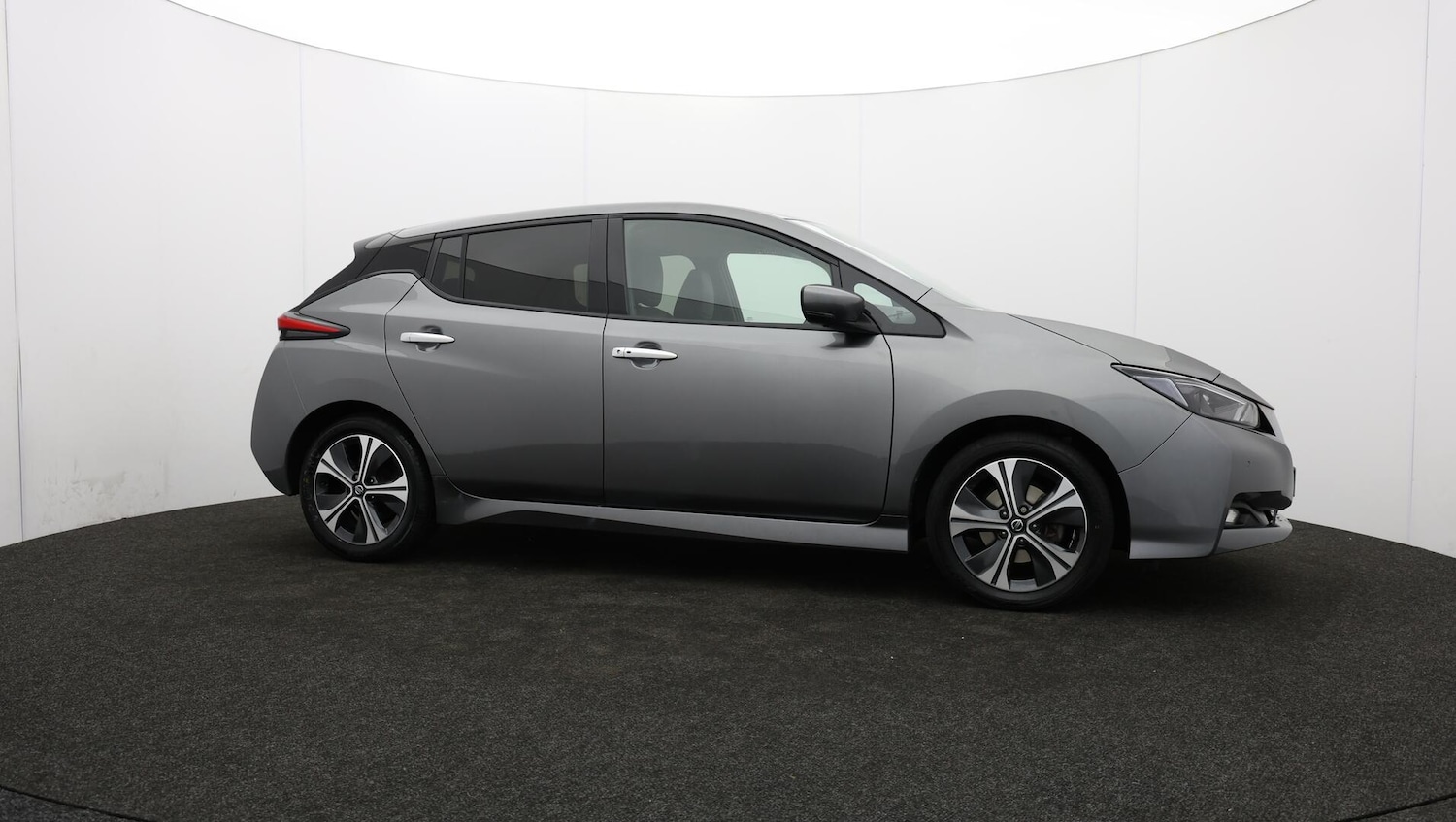 Used Nissan Leaf 2021 for sale - 76109278: Photo 32