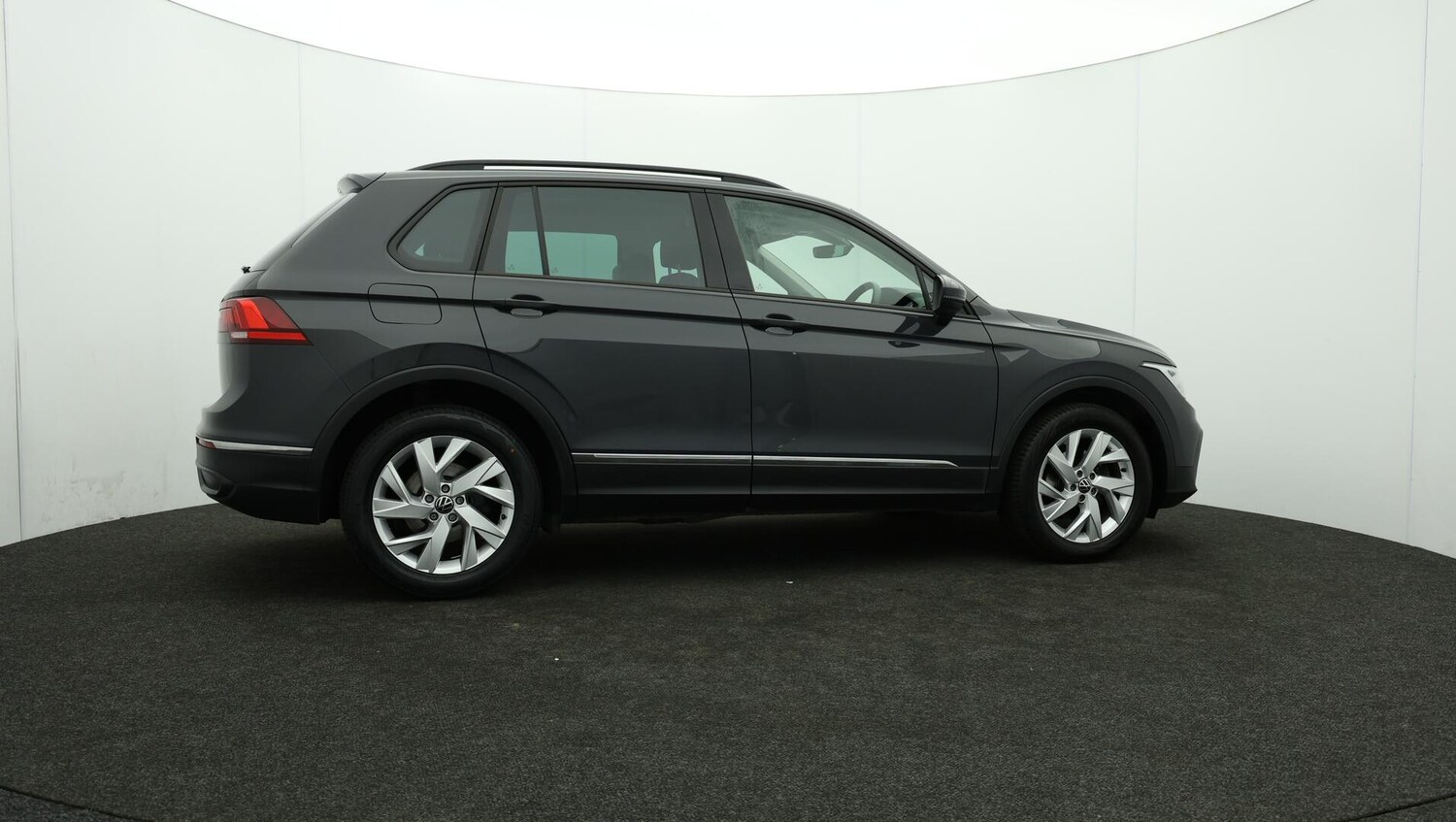 Used Volkswagen Tiguan 2022 for sale - 76446408: Photo 22