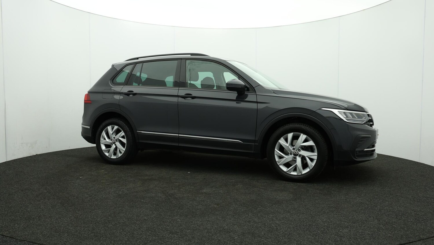 Used Volkswagen Tiguan 2022 for sale - 76446408: Photo 36