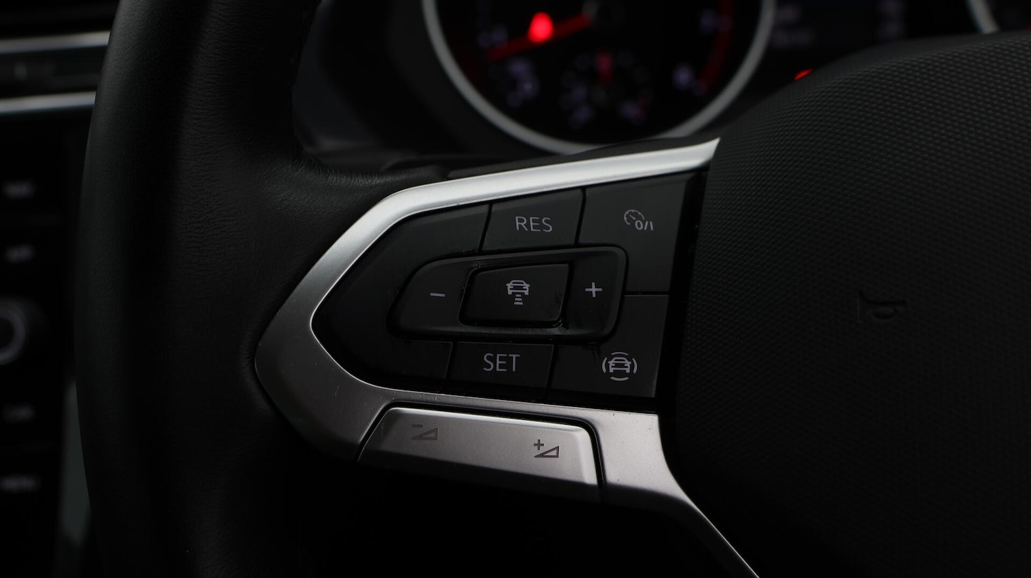 Used Volkswagen Tiguan 2022 for sale - 76446408: Photo 37