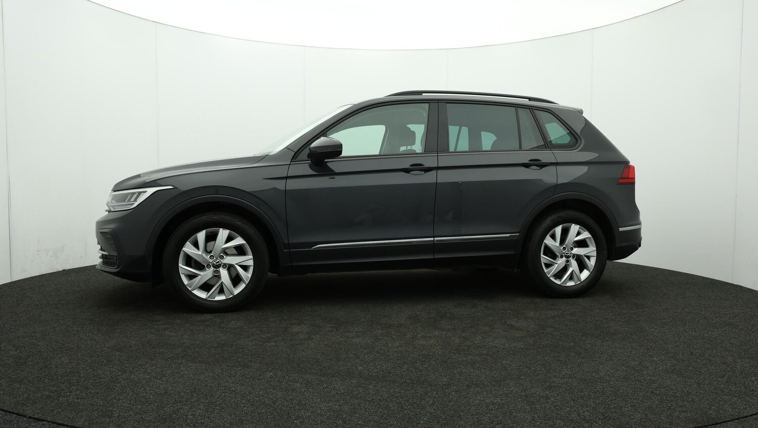Used Volkswagen Tiguan 2022 for sale - 76446408: Photo 69