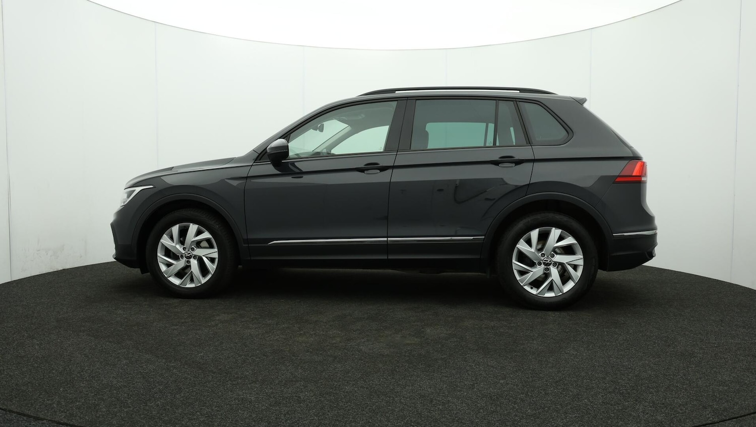 Used Volkswagen Tiguan 2022 for sale - 76446408: Photo 72