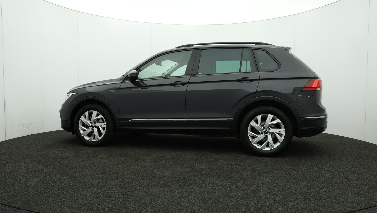 Used Volkswagen Tiguan 2022 for sale - 76446408: Photo 73