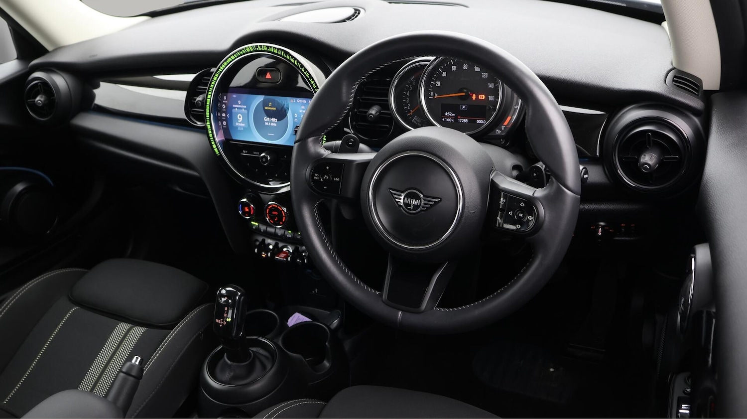 Used MINI Hatch 2022 for sale - 76246489: Photo 10