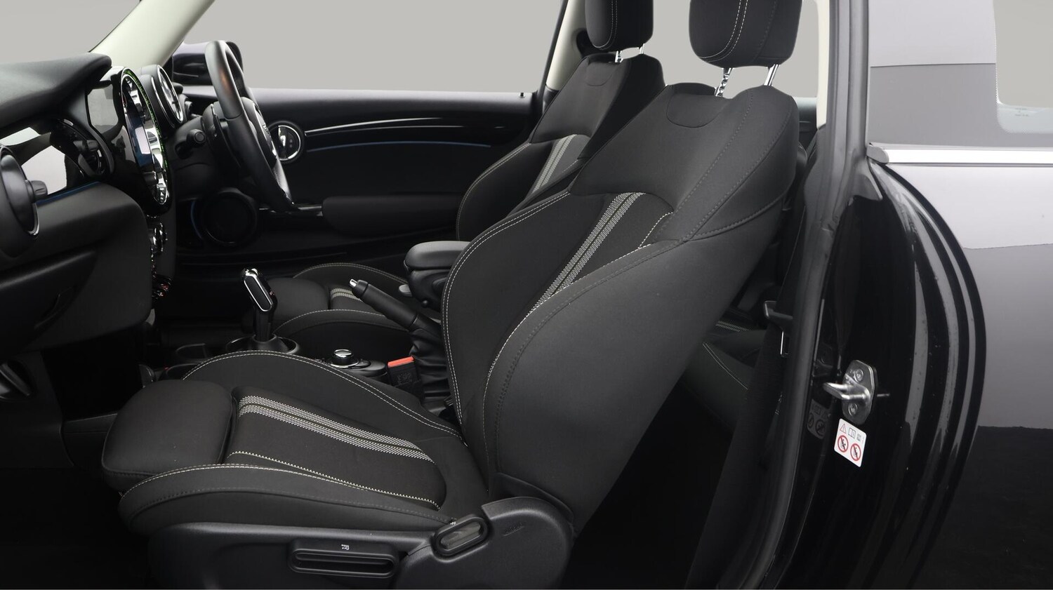 Used MINI Hatch 2022 for sale - 76246489: Photo 15