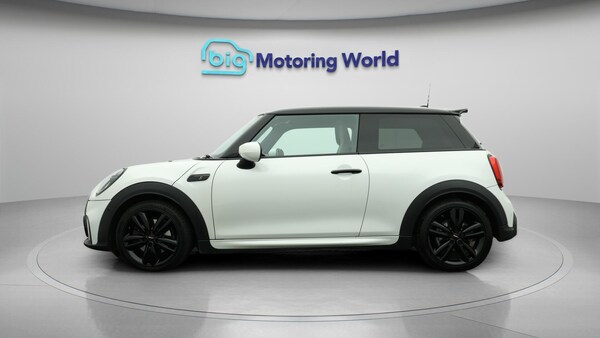 Used MINI Hatch 2023 for sale - 76284053: Photo 5