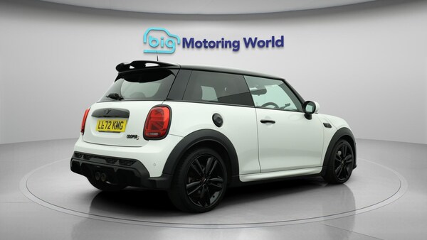 Used MINI Hatch 2023 for sale - 76284053: Photo 8