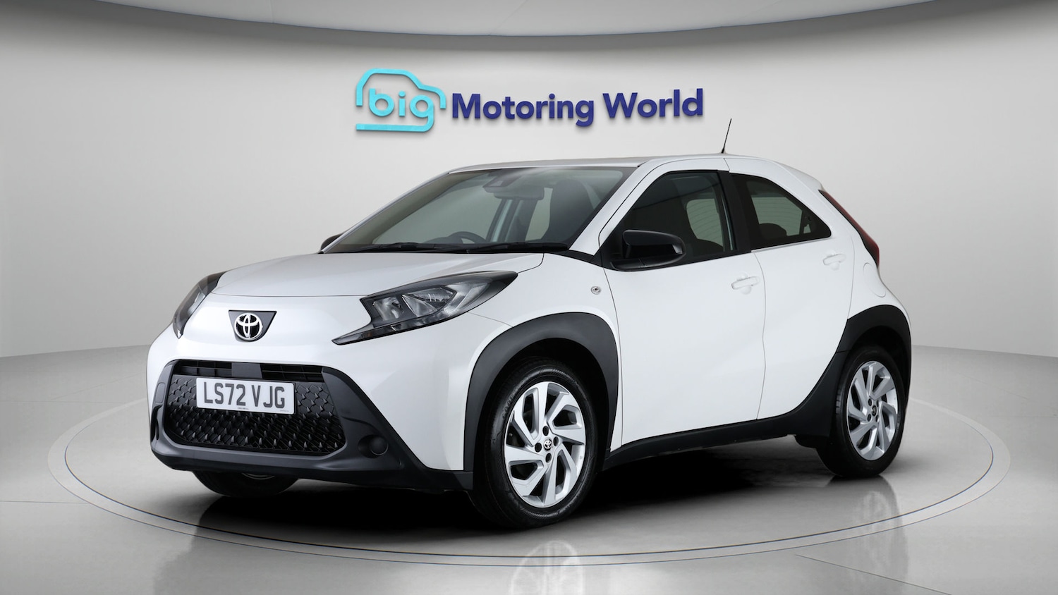 Used Toyota Aygo X 2022 for sale - 77460136: Photo 3