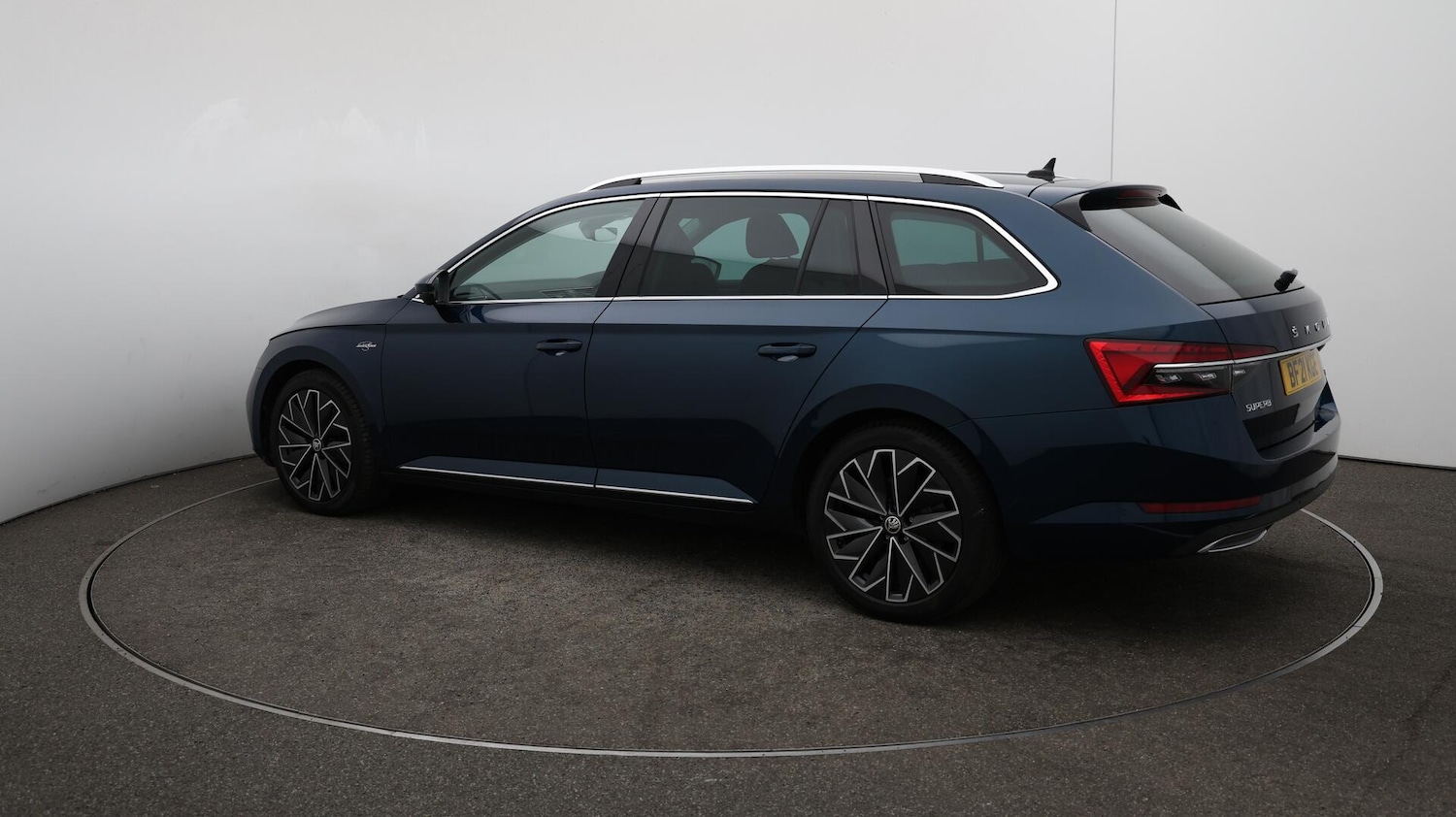 Used Skoda Superb 2021 for sale - 76152000: Photo 39