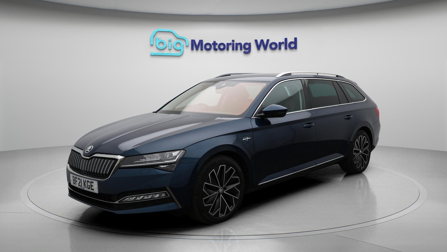 Used Skoda Superb 2021 for sale - 76152000: Photo 4