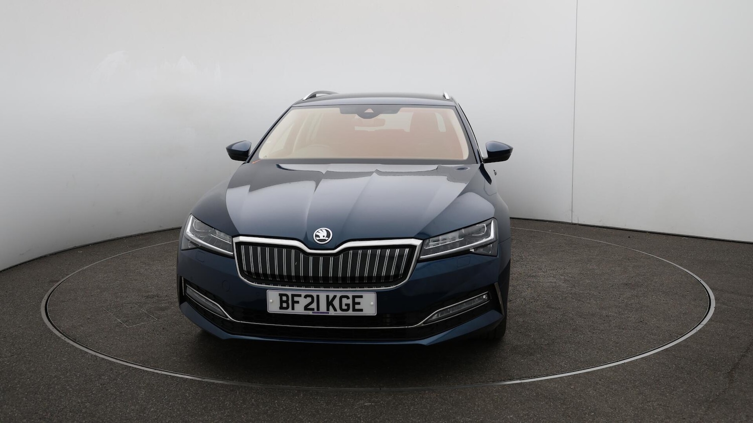 Used Skoda Superb 2021 for sale - 76152000: Photo 42