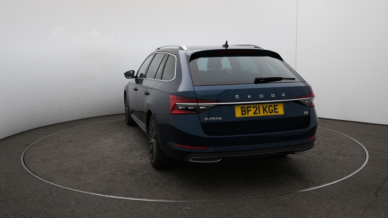 Used Skoda Superb 2021 for sale - 76152000: Photo 63