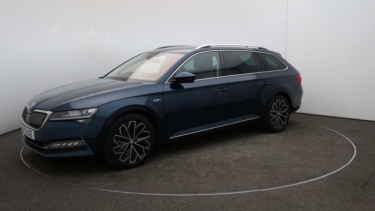 Used Skoda Superb 2021 for sale - 76152000: Photo 71
