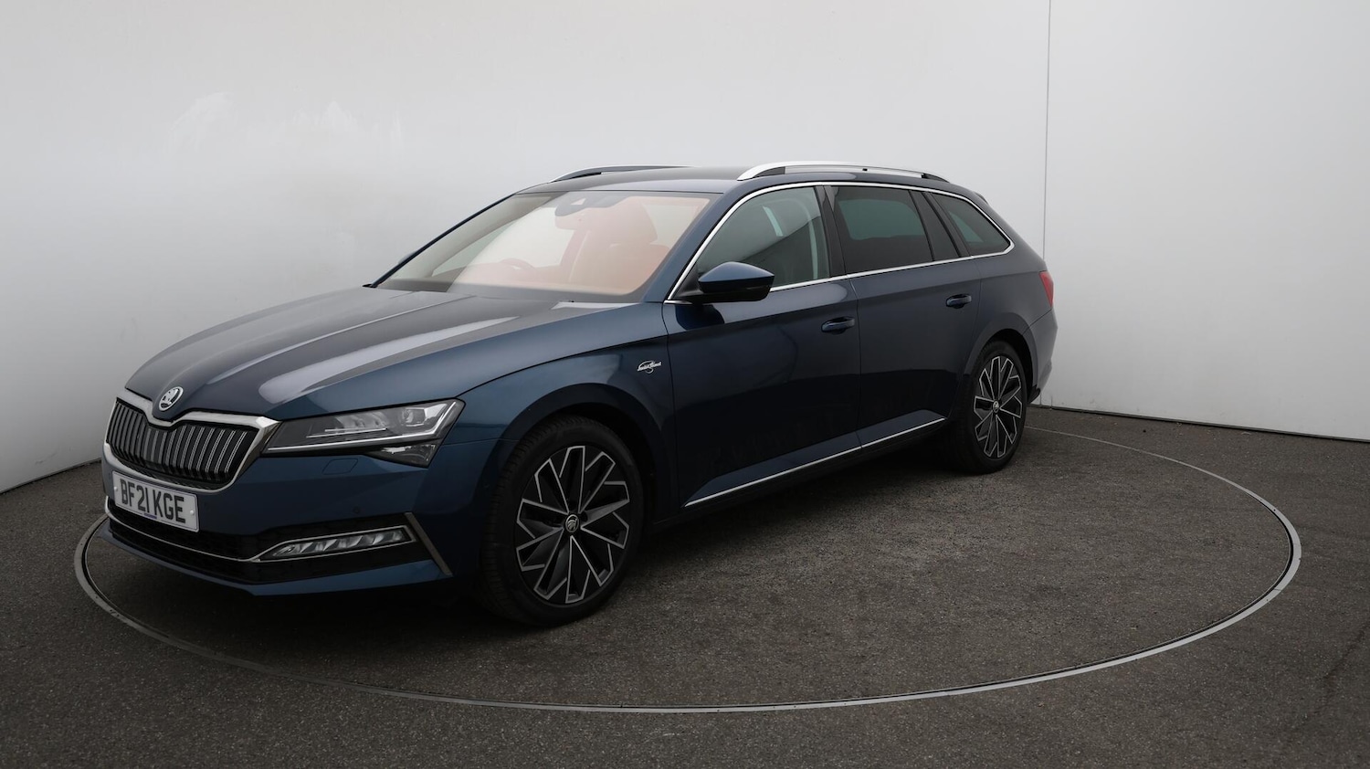 Used Skoda Superb 2021 for sale - 76152000: Photo 72