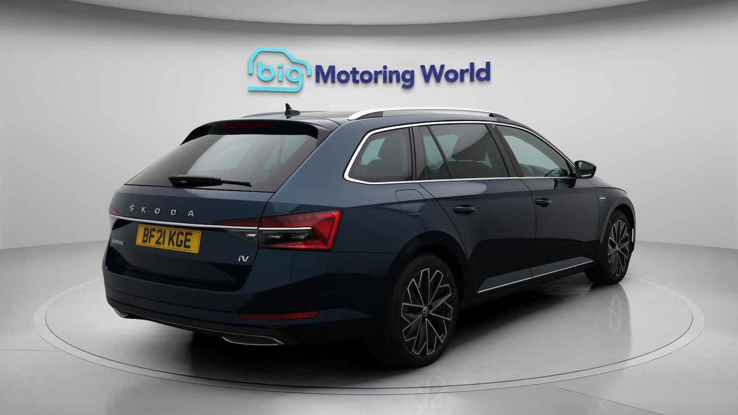 Used Skoda Superb 2021 for sale - 76152000: Photo 8