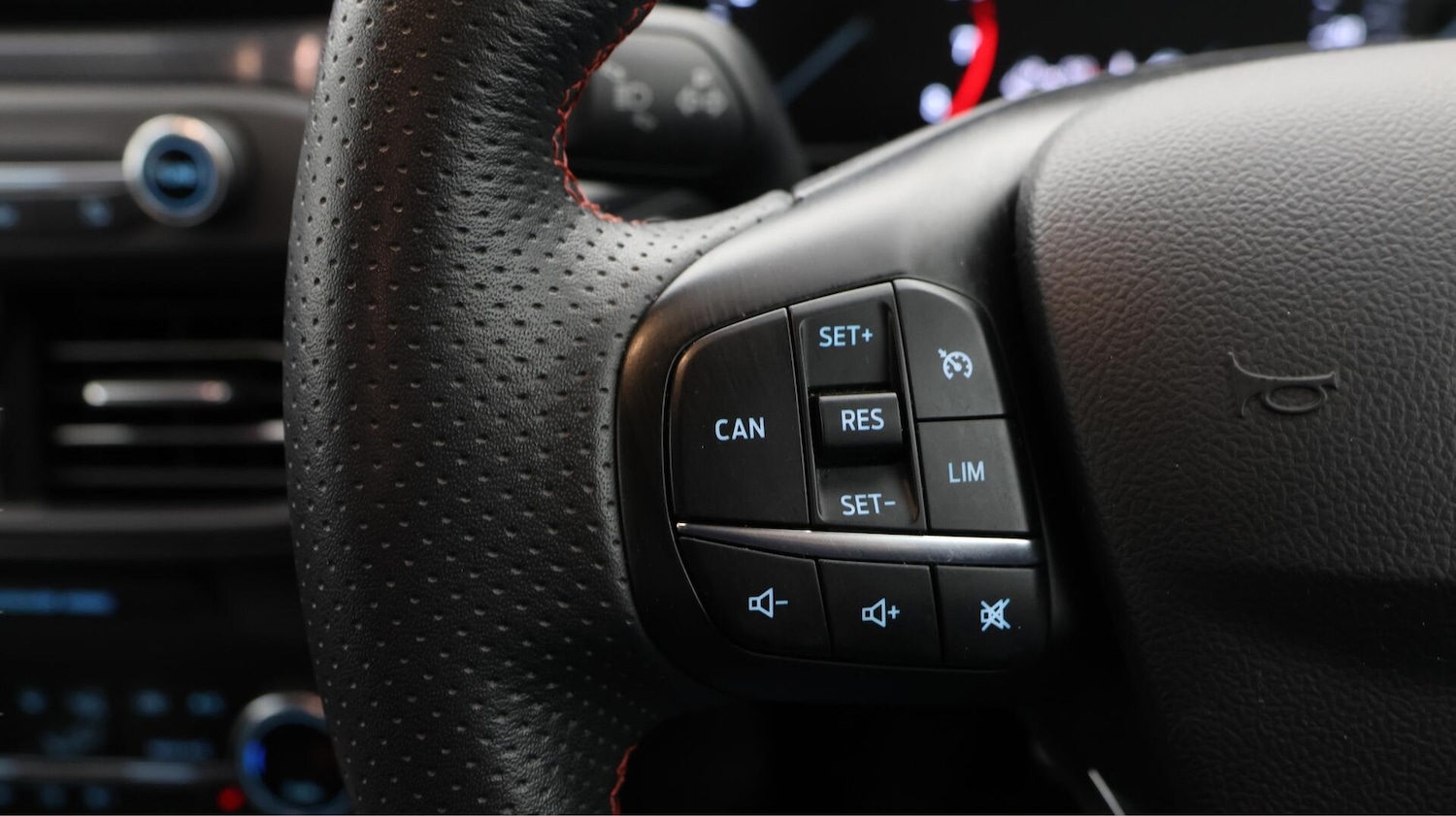 Used Ford Focus 2020 for sale - 76702198: Photo 23