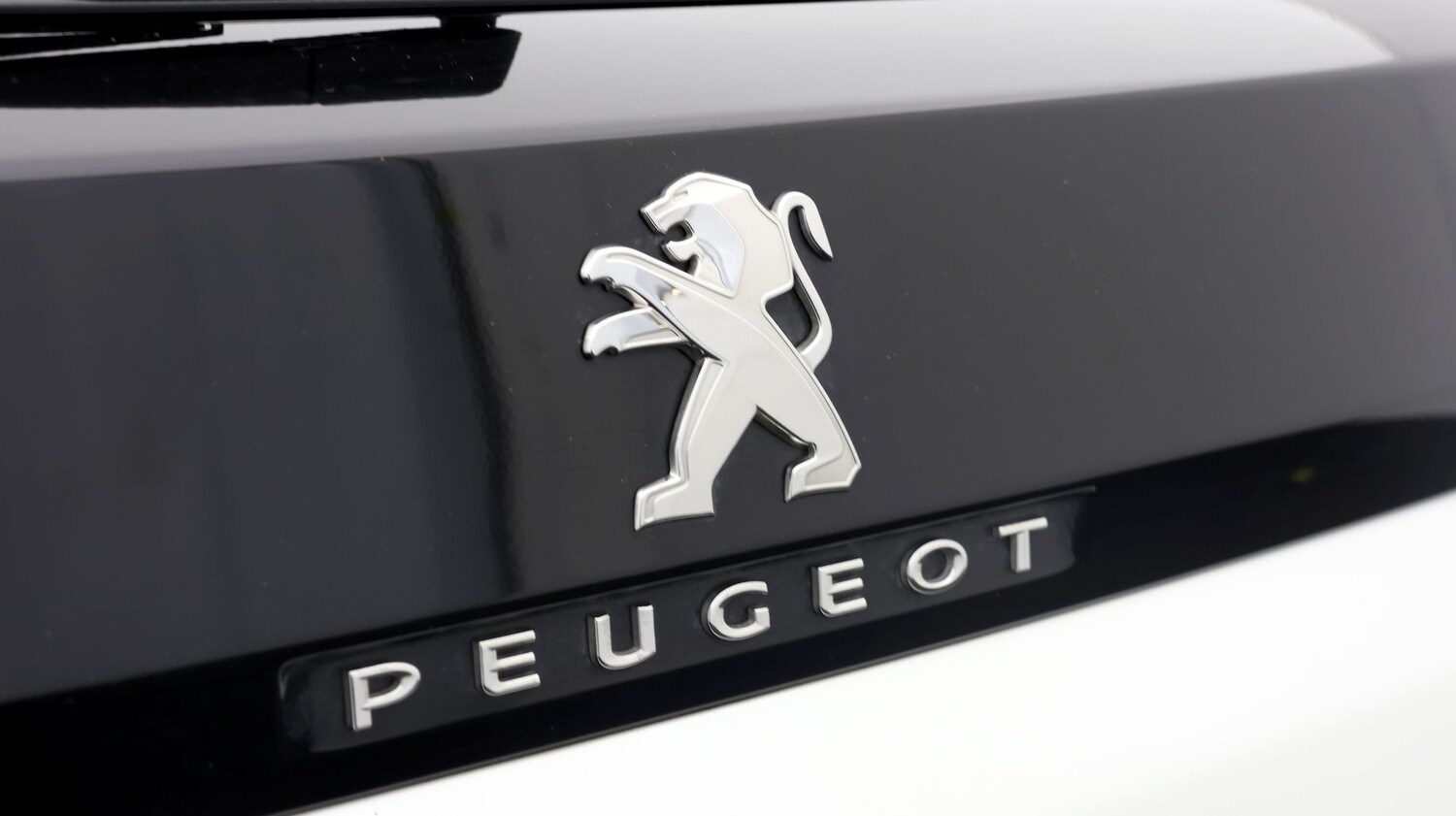 Used Peugeot 3008 2023 for sale - 77505548: Photo 24