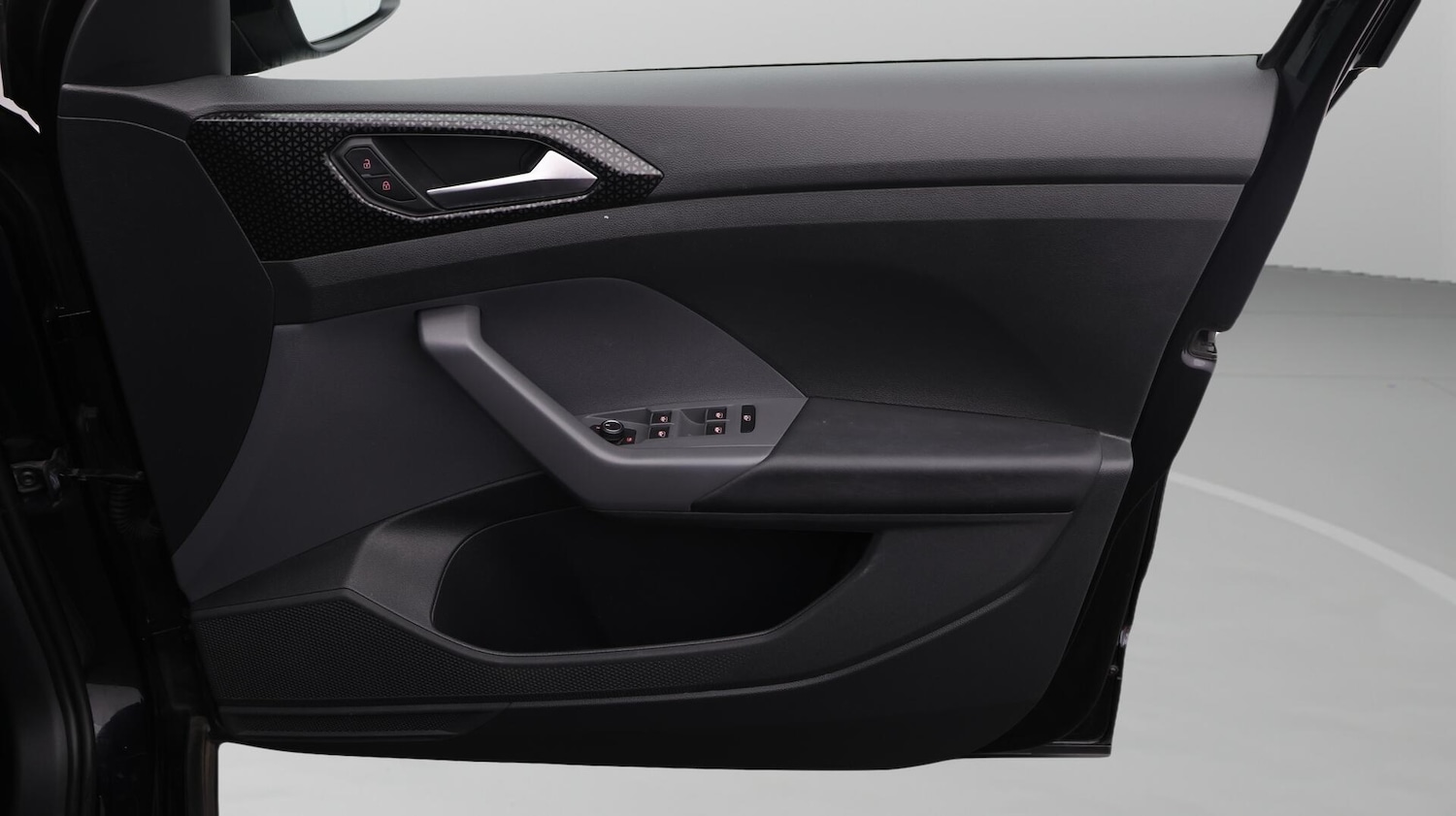 Used Volkswagen T-Cross 2021 for sale - 76370385: Photo 16