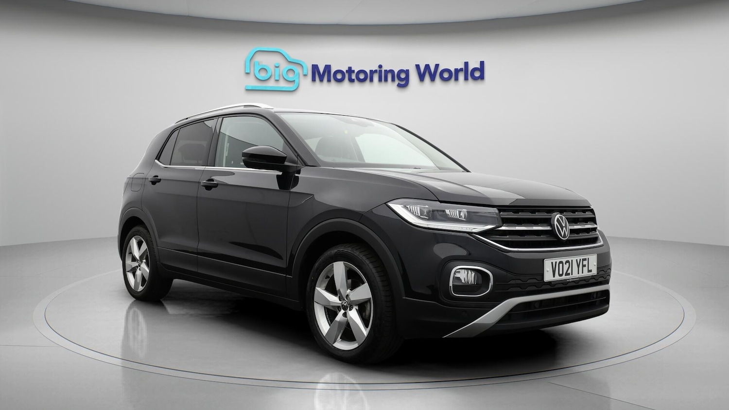 Used Volkswagen T-Cross 2021 for sale - 76370385: Photo 2