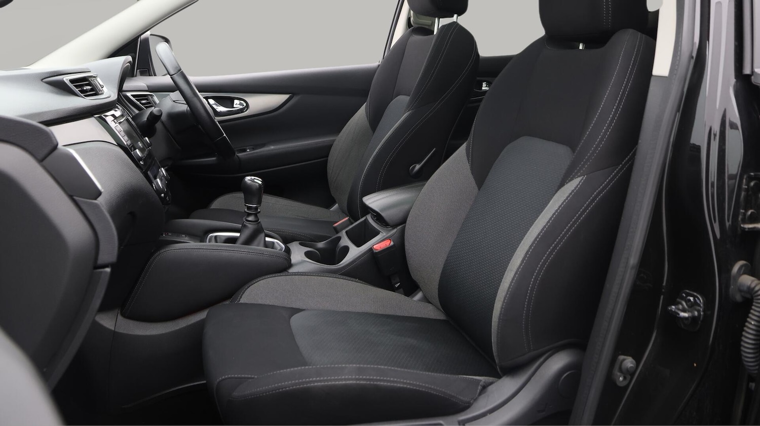 Used Nissan Qashqai for sale - 76473608: Photo 15