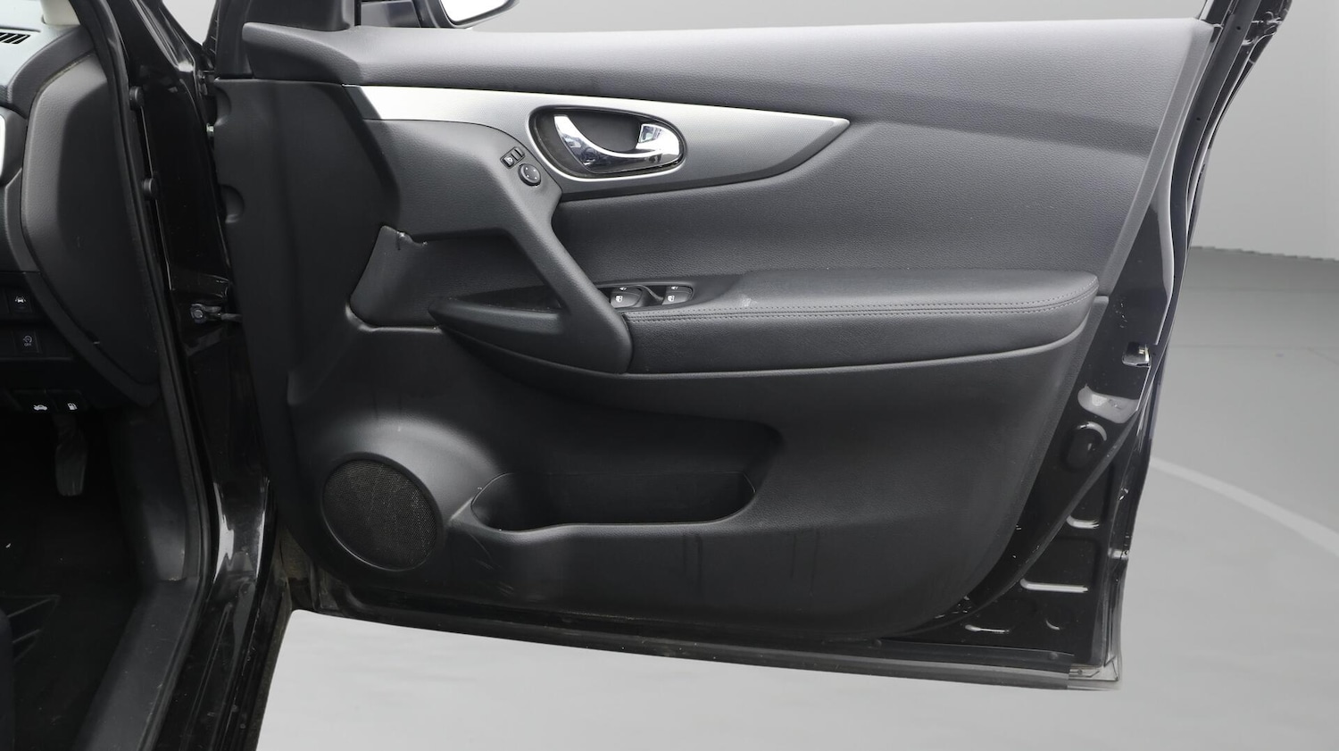 Used Nissan Qashqai for sale - 76473608: Photo 16