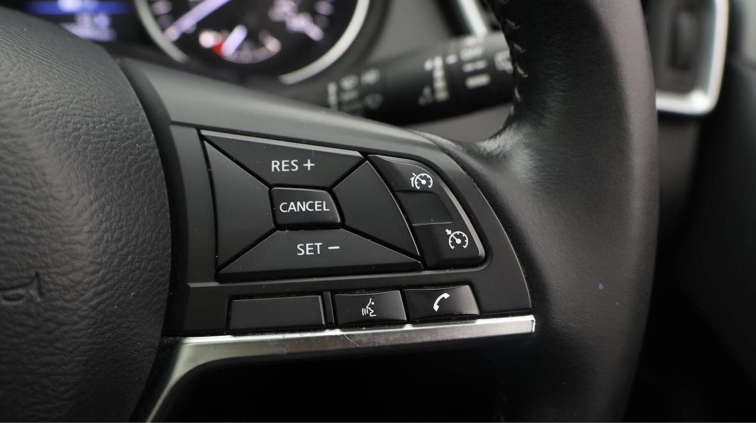 Used Nissan Qashqai for sale - 76473608: Photo 24