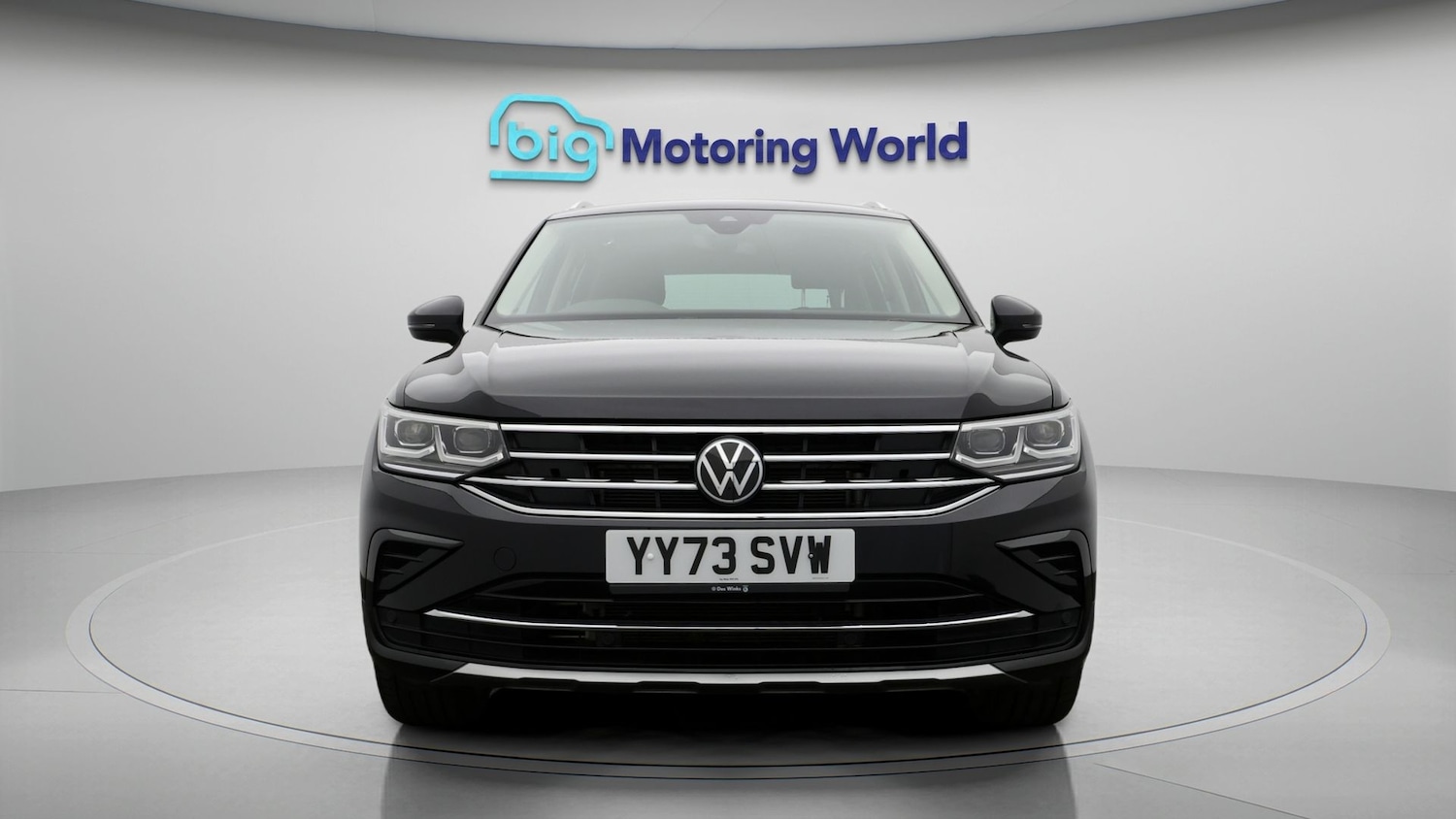 Used Volkswagen Tiguan 2023 for sale - 77854925: Photo 2