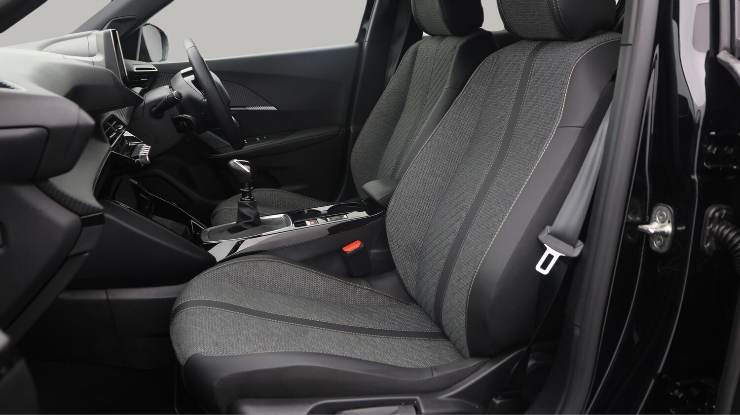 Used Peugeot 2008 2024 for sale - 76151184: Photo 15