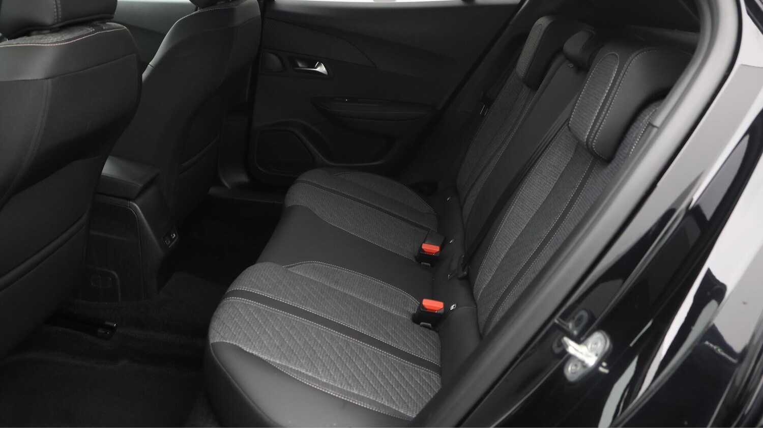 Used Peugeot 2008 2024 for sale - 76151184: Photo 17