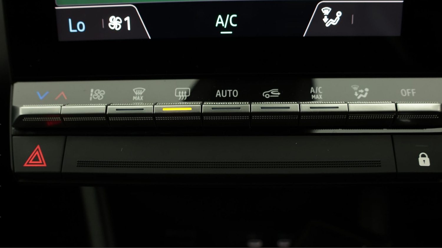 Used Renault Captur 2025 for sale - 77694509: Photo 12