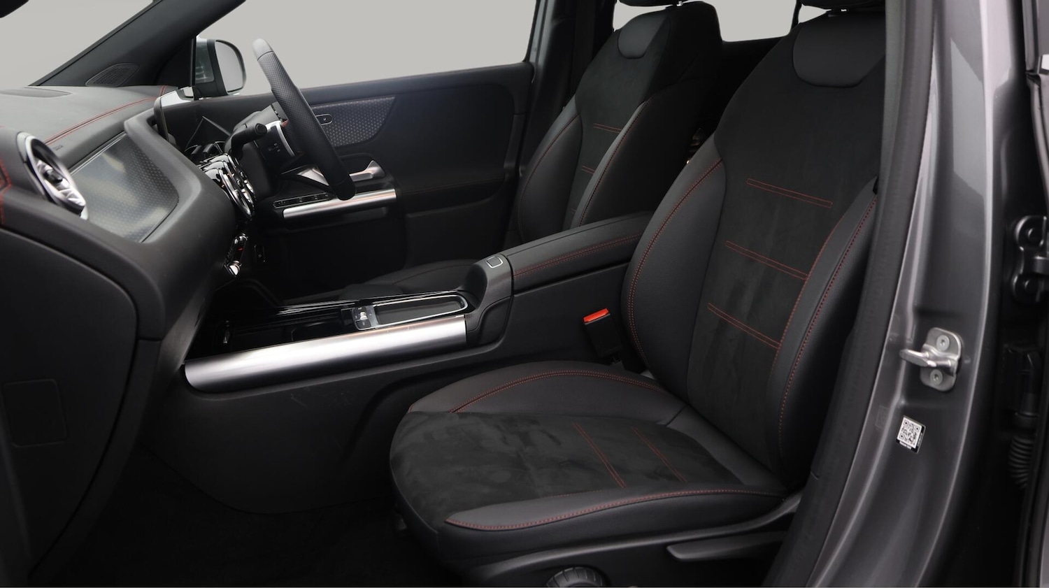 Used Mercedes-Benz EQA 2024 for sale - 76499327: Photo 15