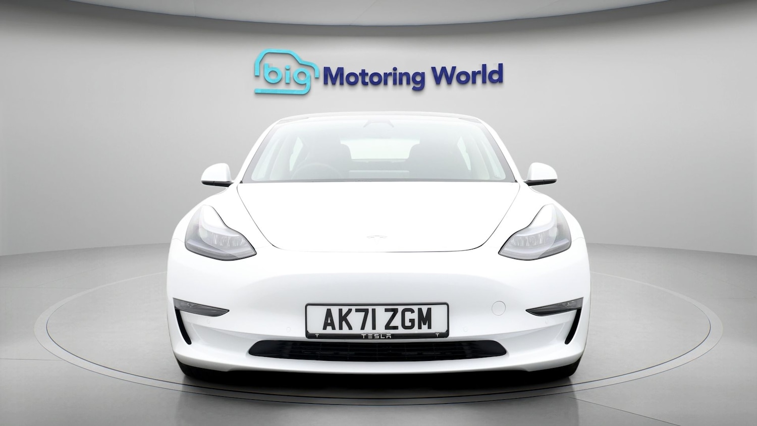 Used Tesla Model 3 2021 for sale - 77195382: Photo 2