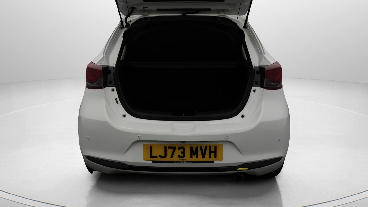 Used Mazda Mazda2 2024 for sale - 77842215: Photo 17