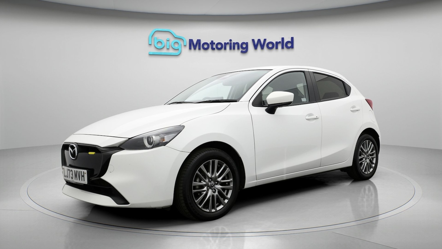 Used Mazda Mazda2 2024 for sale - 77842215: Photo 3