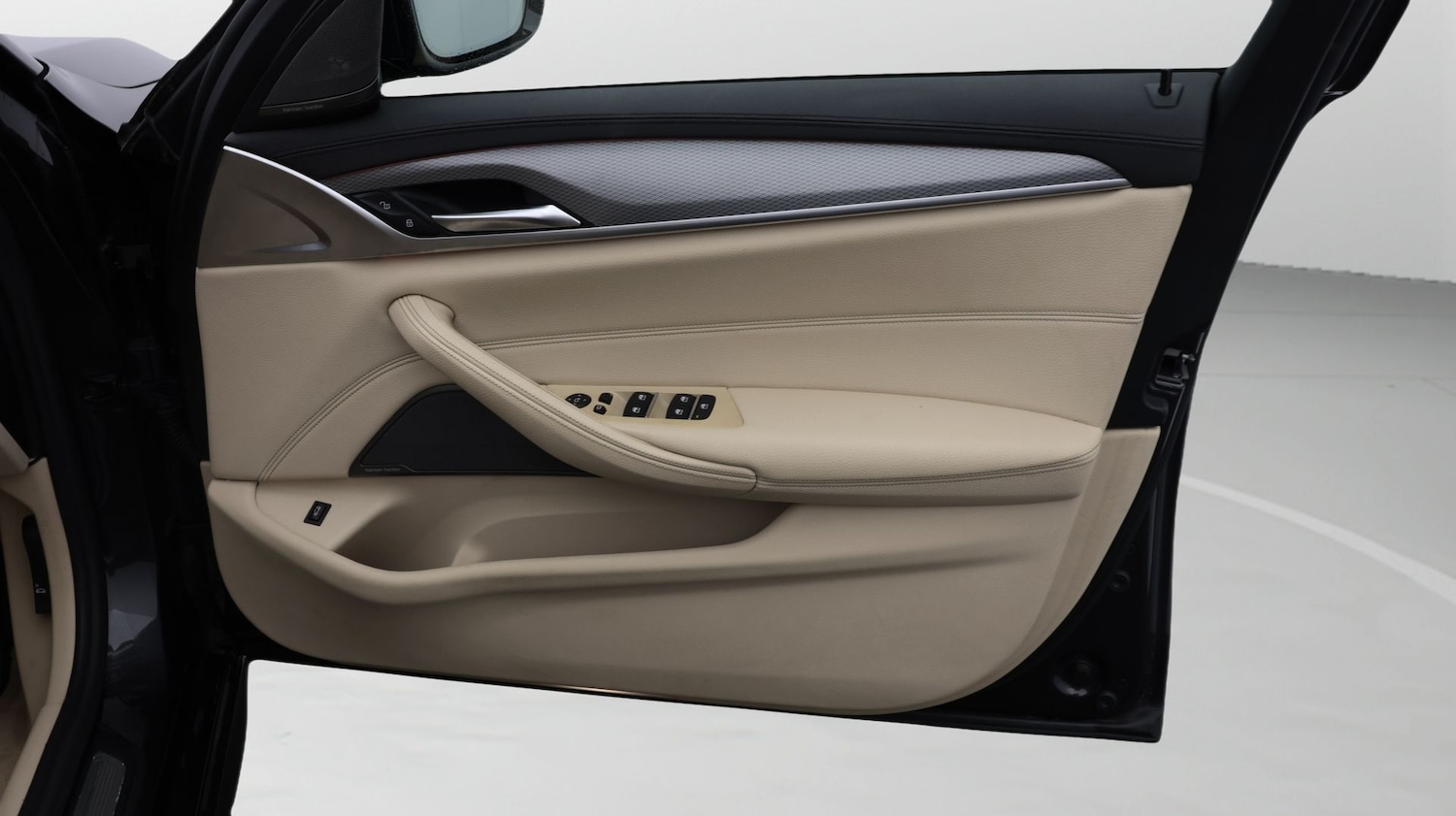 Used BMW 5 Series 2020 for sale - 77584790: Photo 15