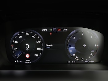 Used Volvo XC40 2020 for sale - 75635360: Photo