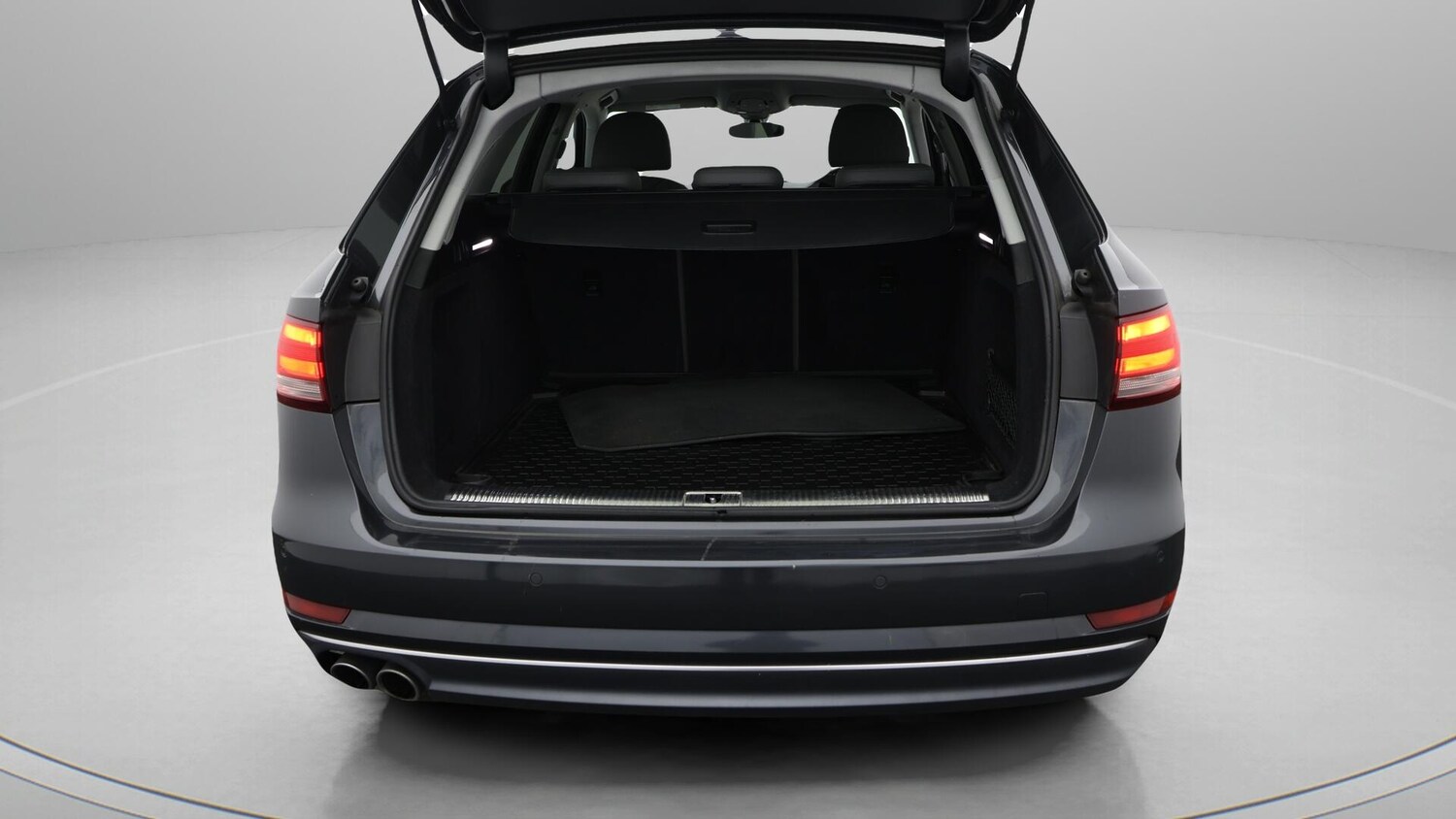 Used Audi A4 2017 for sale - 76658461: Photo 18