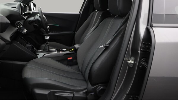 Used Peugeot 2008 2023 for sale - 75669306: Photo 15