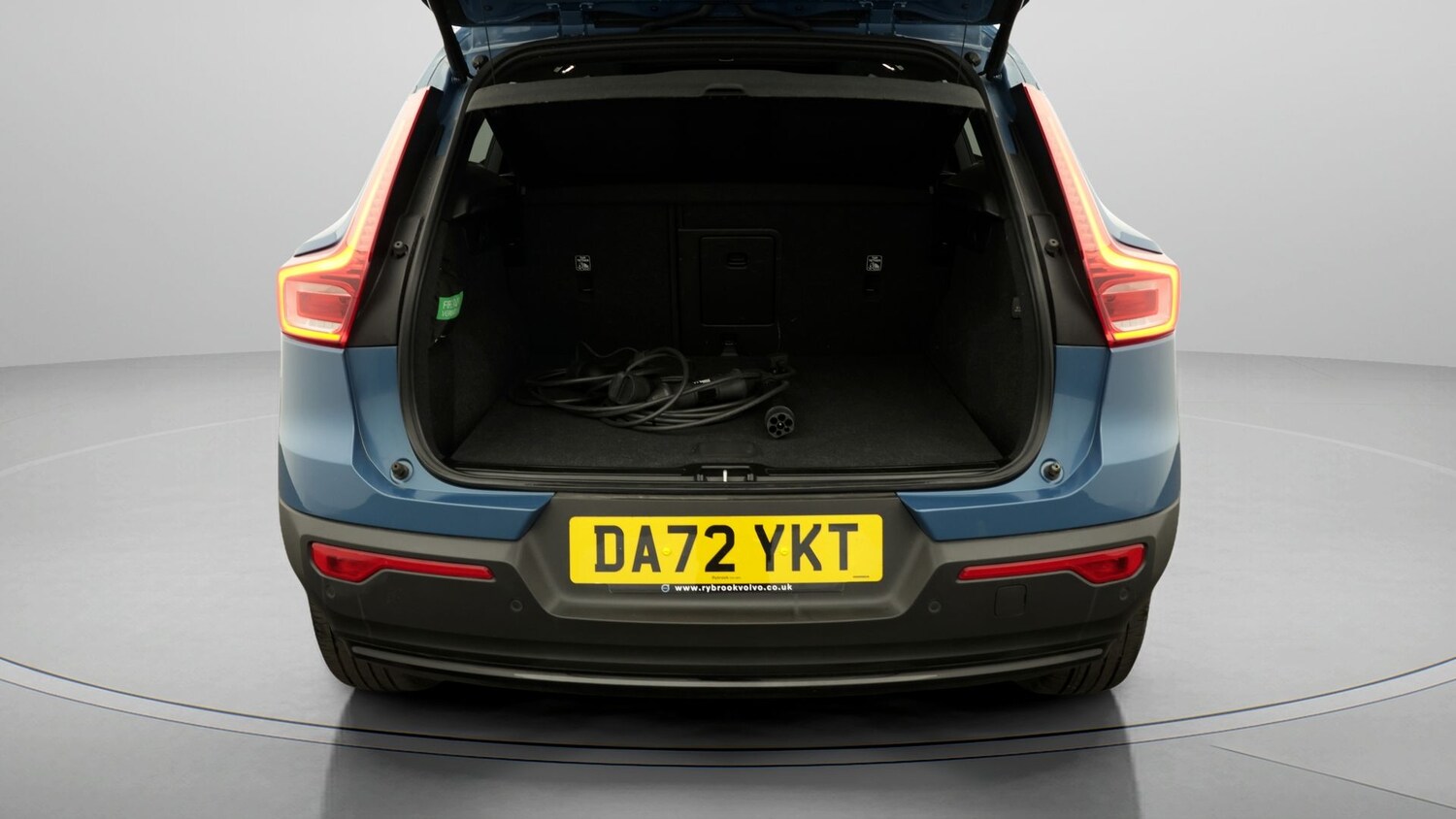 Used Volvo XC40 2023 for sale - 77743082: Photo 17