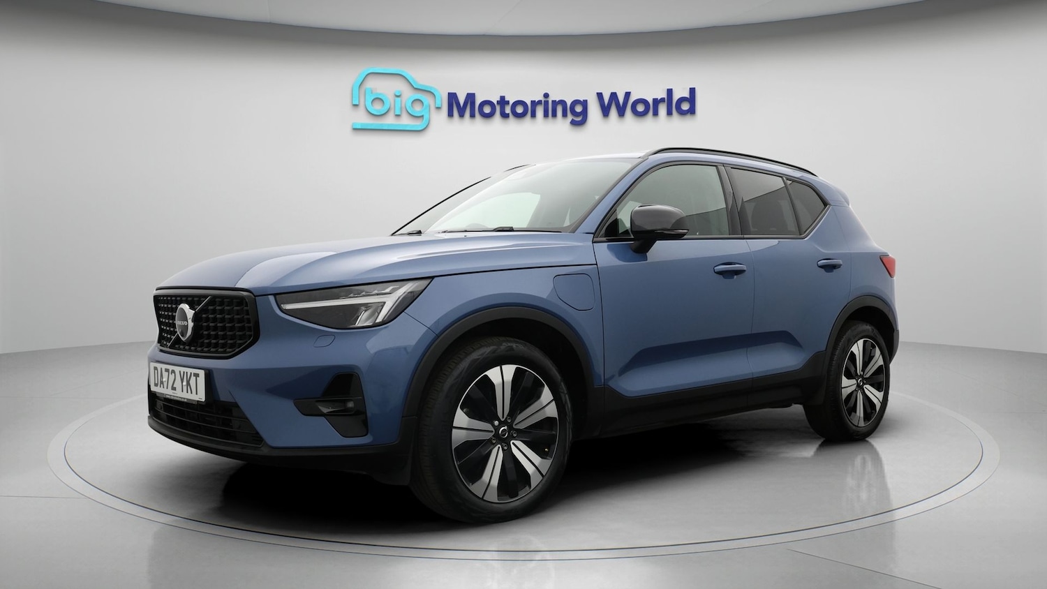 Used Volvo XC40 2023 for sale - 77743082: Photo 3