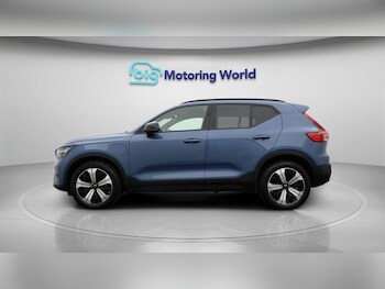 Used Volvo XC40 2023 for sale - 77743082: Photo