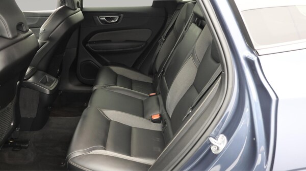 Used Volvo XC60 2021 for sale - 75387160: Photo 17