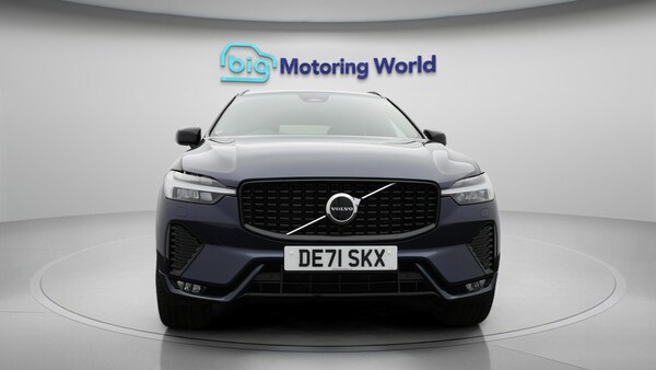 Used Volvo XC60 2021 for sale - 75387160: Photo 3