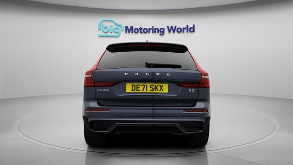 Used Volvo XC60 2021 for sale - 75387160: Photo 7