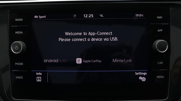 Used Volkswagen Tiguan 2019 for sale - 76247711: Photo 27