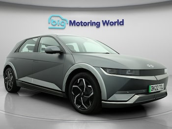 2022 (22) - 73kWh Premium Hatchback 5dr Electric Auto (217 ps)