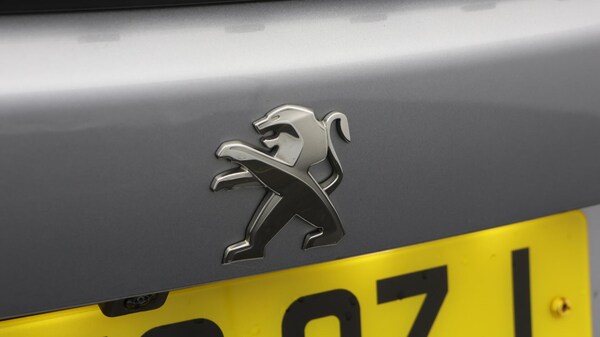 Used Peugeot 2008 2021 for sale - 76283703: Photo 23