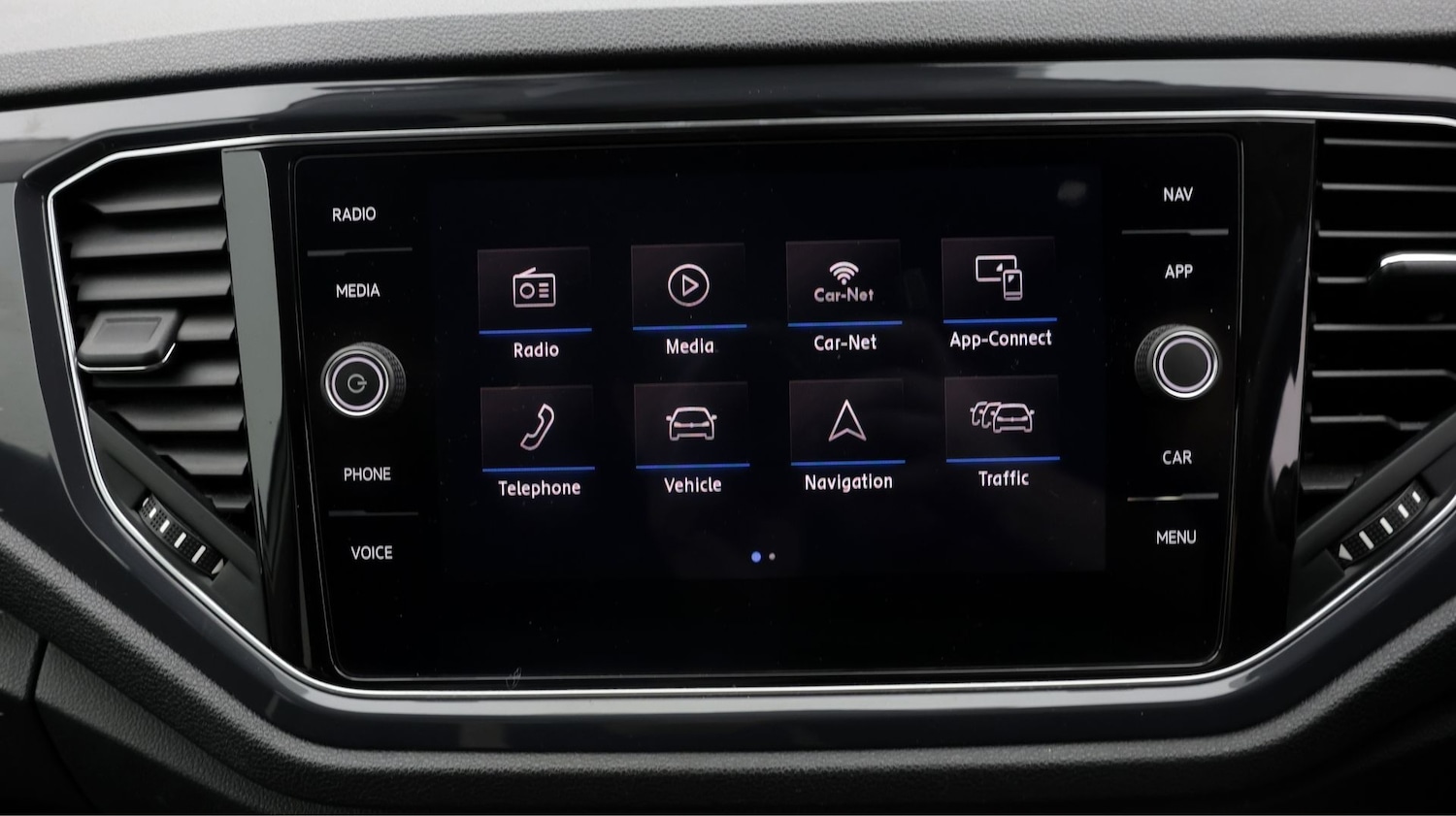 Used Volkswagen T-Roc for sale - 78201653: Photo 11