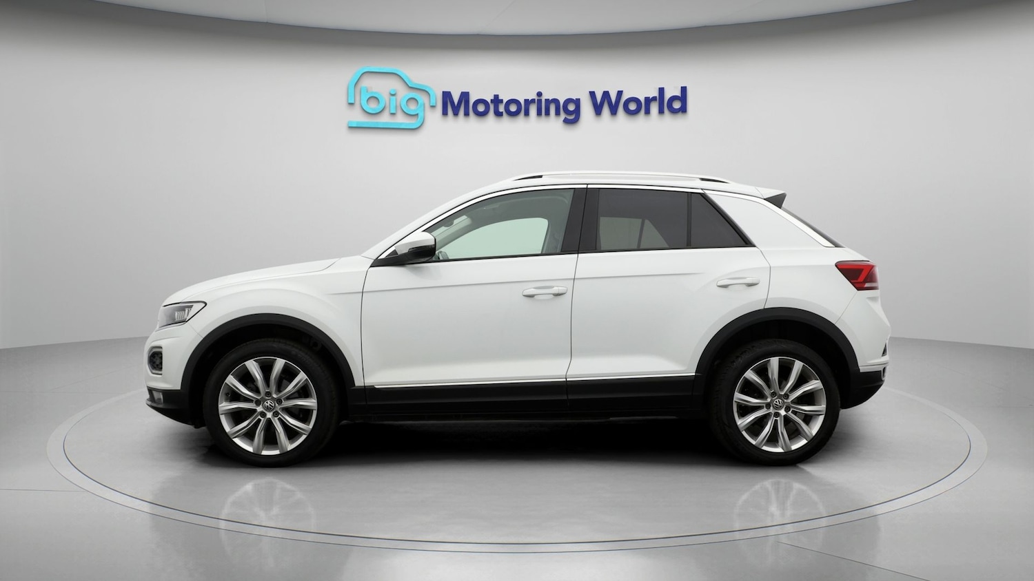 Used Volkswagen T-Roc for sale - 78201653: Photo 4