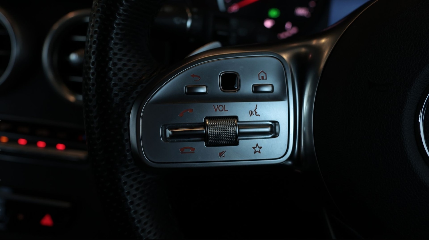 Used Mercedes-Benz GLC 2020 for sale - 77941636: Photo 23